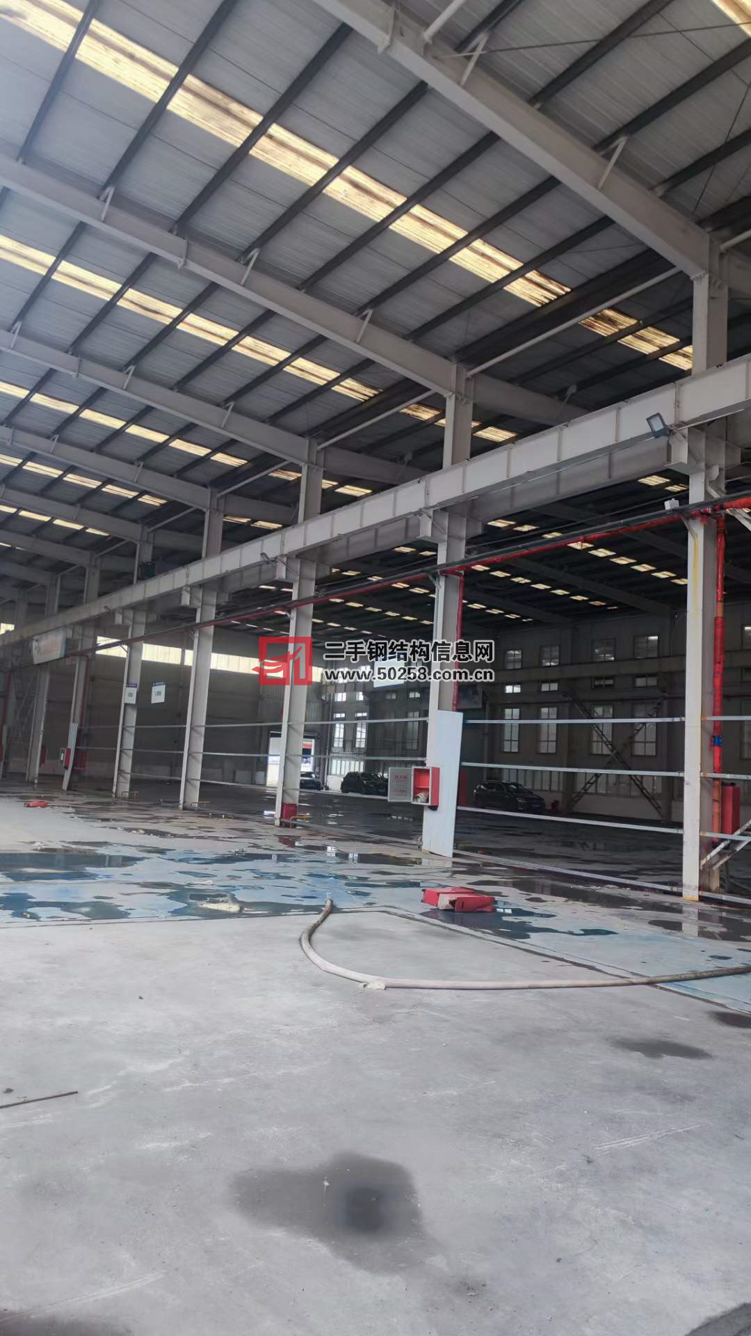 52.5米宽65米长11.5米高行车房出售