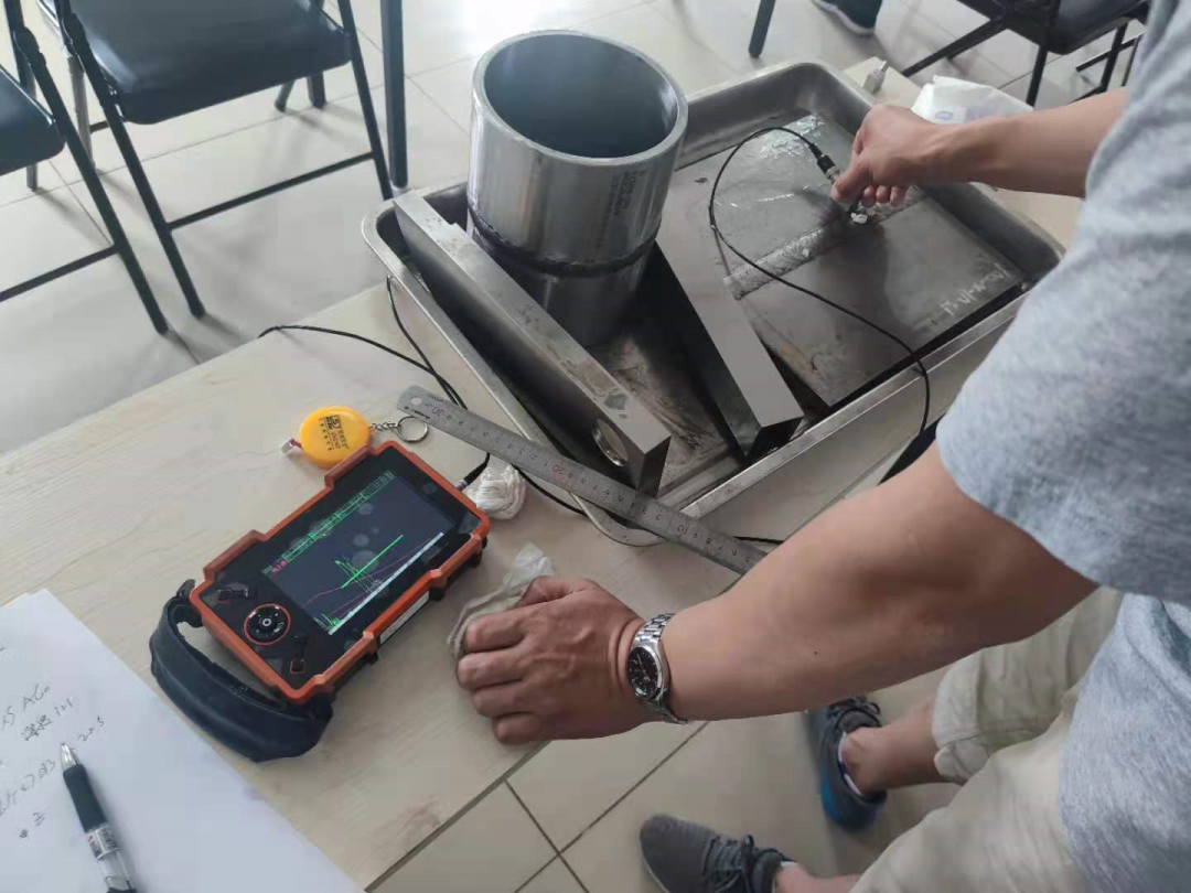 钢中缺陷的超声波定性探伤_钢锻件分级_钢结构超声波探伤及质量分级