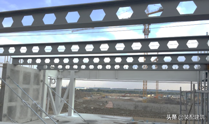 结构粘钢加固的寿命多少钱_钢结构建筑效果图_钢网格结构