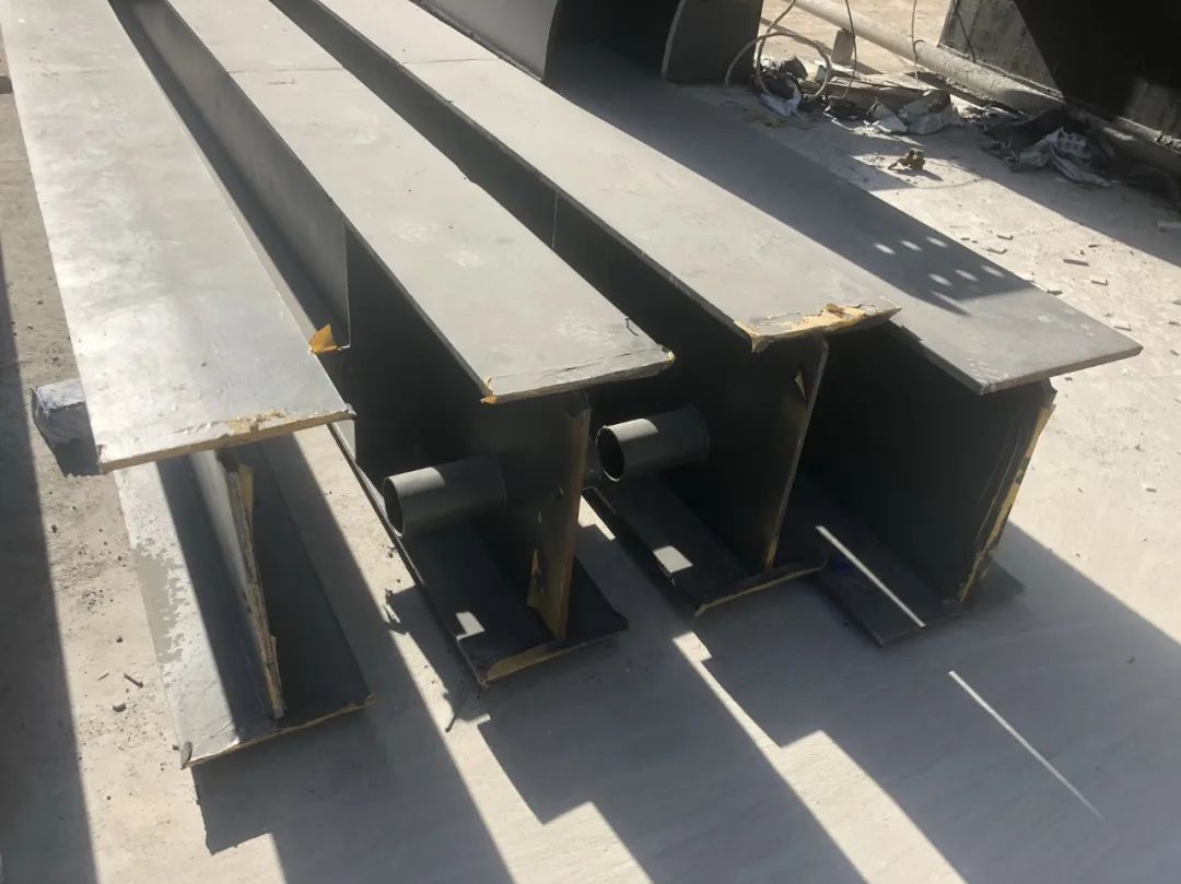 钢结构连廊做法_钢结构连廊施工流程_钢结构连廊施工图