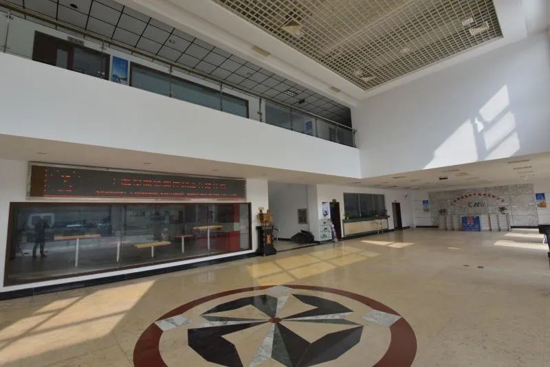 玻璃钢结构房图片_钢结构玻璃房造价多少钱一平方_钢结构玻璃房价格