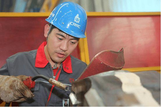 青岛招钢焊工结构工程师_青岛钢结构招焊工_青岛焊工招聘网